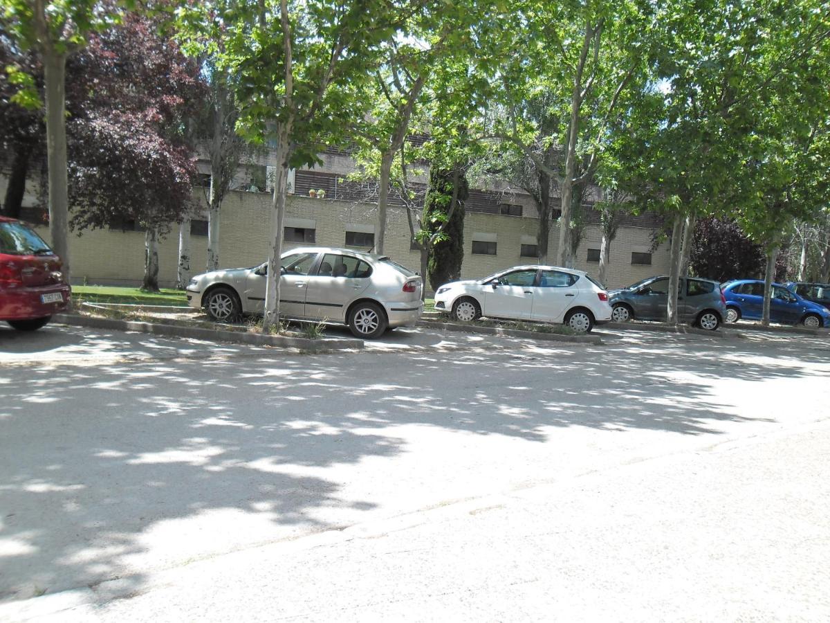 Hotel Escuela Madrid Luaran gambar