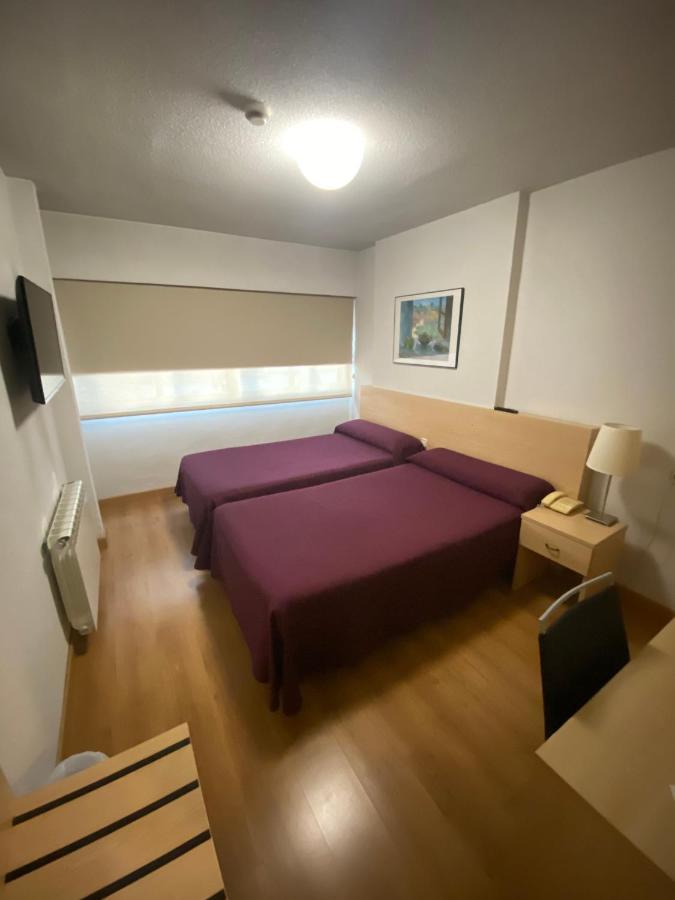 Hotel Escuela Madrid Luaran gambar