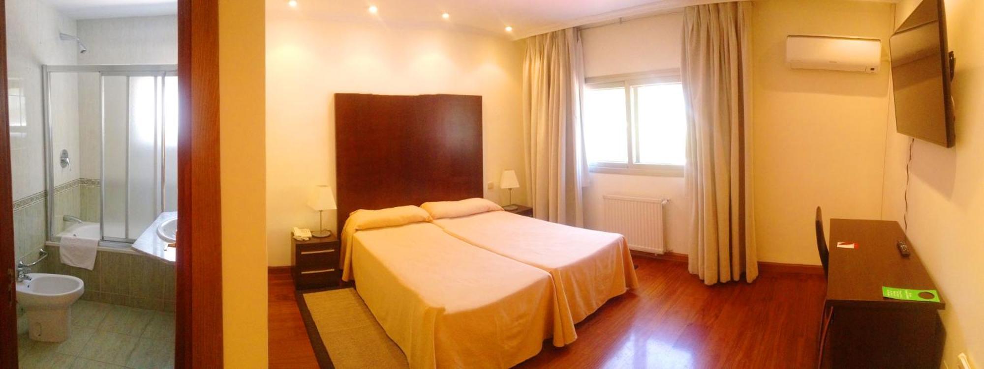 Hotel Escuela Madrid Bilik gambar