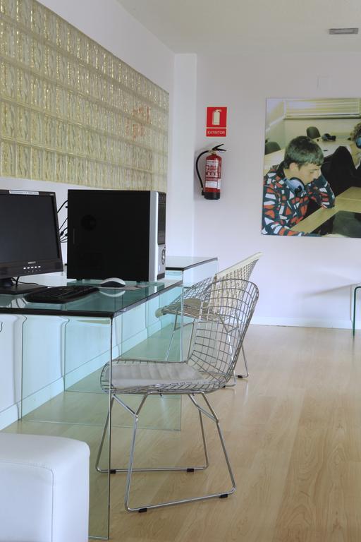 Hotel Escuela Madrid Luaran gambar